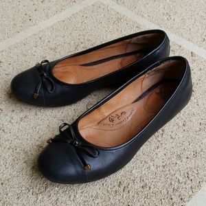 Sofft black leather ballet flats sz 7.5